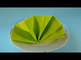 Spanien, da denkt man ja sofort an sonne. Servietten Falten Einfach Facher Als Tischdeko Z B Geburtstag Hochzeit Diy Youtube