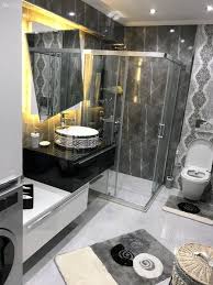 Banyo Banyo Takimi Banyo Dolabi Siyah Beyaz Banyo Aynasi Banyo Aydinla Banyo Aydinlatmasi Banyo Ic Dekorasyonu Luks Banyolar