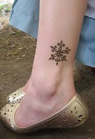 Simple And Easy Mehndi Design For Leg Henna Tattoo Designs Legs Mehndi Design Simple Henna Tattoo