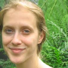 Elizabeth Sefton's Instagram, Twitter & Facebook