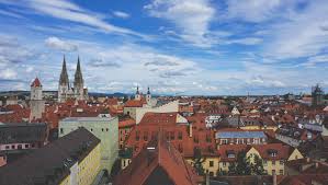 Die stadt schwandorf ist der lebendige und urbane mittelpunkt der aufstrebenden tourismusregion oberpfälzer seenland. Die Besten Regensburg Tipps Fur Einen Kurzurlaub An Der Donau