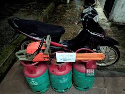 Maybe you would like to learn more about one of these? Bekas Banduan Dicekup Lagi