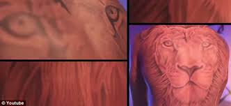 I.pinimg.com the dutch winger had to be silent for 24 hours for a lion's head tattoo to be created on his back. Former Manchester United Winger Depay Explains Tattoos Daily Mail Online
