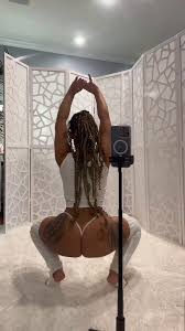 @MsTriggaWhos video Tweet