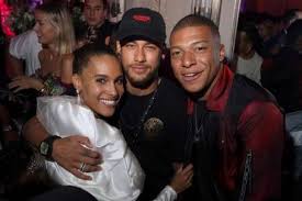 Mbappe and aylies are said to have started dating sometime in 2018. Who Is Kyllian Mbappe Lottin Dating Kyllian Mbappe Lottin Girlfriend Wife