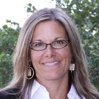 Shelly Ren's Instagram, Twitter & Facebook