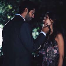 Pin De Beatriz En Burak Ozcivit Enamorada Que Guapo Amor