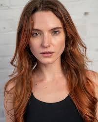 Hayley Ellison's Instagram, Twitter & Facebook