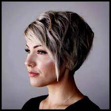 Galerie Frisuren 2019 Kurz Ab 50 Moderne Kurze Haare Fur Damen Haarschni Frauen Ab Damen Frauen Kurzhaarfrisuren Kurzhaarschnitt Coole Frisuren