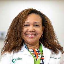 Danielle Katz's Instagram, Twitter & Facebook