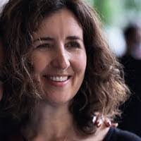 Jen Poole's Instagram, Twitter & Facebook