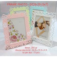 Aplikasi bingkai foto merupakan salah satu bagian yang dapat disematkan di foto pilihanmu. Frame Photo Bingkai Foto Dz 26 29 5x7 Shopee Indonesia