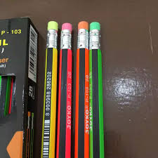 Pensil 2b Joyko P 103 Ada Penghapusnya Isi 1 Lusin