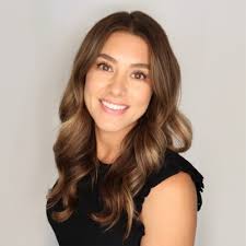 CannaCarton's Jennifer Whiteley Recognized as a Woman Leader in the  Cannabis Industry by Green Market Report