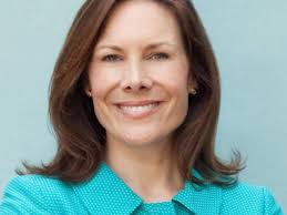 Professor Ashley Campbell receives 2019 Gwyneth B. Davis Public Service  Award