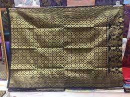 I saw someone who was in the process of turning his david & john anderson fabric to a baju melayu ( without the sampin ) not sure if this fabric is available in malaysia. Sampin Hitam Benang Emas Terengganu Sutera Batik Songket Facebook