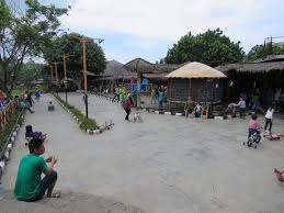 Mari cari inspirasinya pada ulasan di bawah ini. Taman Bermain Anak Anak Berbayar Yach Bild Von De Ranch Bandung Tripadvisor
