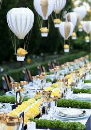 Gartenparty Deko 50 Ideen Wie Sie Ihr Fest Schoner Machen Ballons Hochzeit Hochzeitsdekoration Und Tischdeko Hochzeit