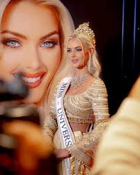 Beauty Queens Pictures