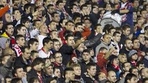 Tommy de cock, supporter van het spaanse rayo vallecano. Rayo Close On Liga Dream Eurosport