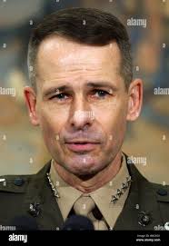 Marine gen peter pace chairman hi-res stock photography and images