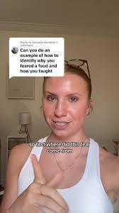 Amanda Honaker's Instagram, Twitter & Facebook