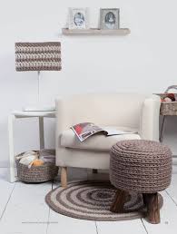 Discover more patterns von hoooked at lovecrafts. Textilgarn Hoooked Zpagetti Http Www Bpa Sportpresse De Fantastische Haekel Und Strick Ideen Hooked Heft 05 2013 Html Bricolaje Y Manualidades Puff Taburete
