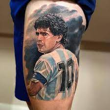 (.) el traductor de deepl es capaz de captar los matices. Estos Son Los Tatuajes Que Honran A Diego Armando Maradona Deportes Futbol Tudn Univision