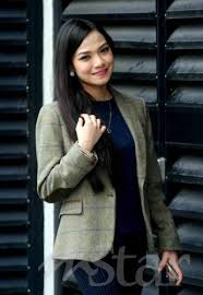 Nurul jannah binti munir (dilahirkan pada 1 jun 1995) atau lebih dikenali sebagai janna nick merupakan seorang pelakon, pengacara, dan penyanyi wanita malaysia. Kontroversi Tidak Jejaskan Kerjaya Ruhainies Hiburan Mstar