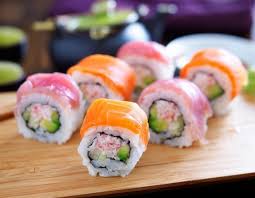 A pranzo alcuni piatti non si possono ordinare e il menù è senza immagini ed è quindi più difficile capire cosa si sta ordinando. Sushi E Sashimi Tutti Pazzi Per La Cucina Giapponese Ma Siete Sempre Sicuri Di Quello Che Mangiate Ecco 5 Consigli Fondamentali Per Capire Se E Buono O Se E Meglio Starne Alla