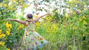 Heute ging es dann mal im zeitraffer und ich finde es erstaunlich was in meinem garten alles so vor si. Gedicht Wilder Garten Archive Elkes Kindergeschichten