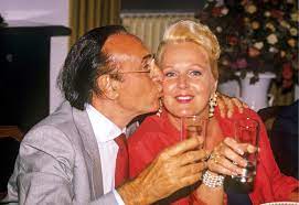 L'elisir d'amore / act 2 Franco Bagnasco Katia Ricciarelli Non Avevo Le Chiavi Della Casa Dove Vivevo Con Pippo Baudo