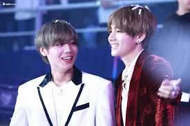 Remember When Jihoon Said That It Was Taehyung That Inspired Him To Become An Idol And Look Now They Re Out There Being Friends A Taehyung Kim Taehyung Bts V