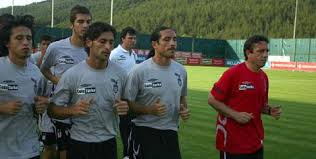 Kafeteryaları ile bir sosyal tesis olarak da kullanılan ertuğrul sağlam spor tesisi, bursa'ya da hizmet eden önemli bir spor merkezi oluyor. Kartal Sezonu Acti