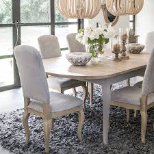 En effet, les bords arrondis font en sorte que la table de cuisine est plus facile à installer dans une zone compacte. Table Ovale Extensible En Epicea Massif 10 Personnes Provence Tables Interior S