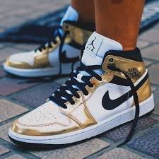 Pin Pa Fresh Sneakers