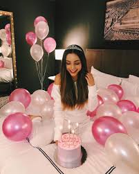 Birthday Activities For Adults Sydney Sydney Serena On Instagram Woke Up 19 Can T Believe How Much Has Changed In A Ye Birthday Girl Pictures Birthday Party Photography 21st Birthday Photoshoot