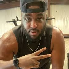 Alex Regan (@BigLeagueReg)