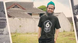 Sheila on 7 merupakan grup band indonesia yang berdiri pada 6 mei 1996 di yogyakarta, indonesia. Sibuk Mendalami Agama Eks Gitaris Sheila On 7 Juga Punya Bisnis Sampingan Apa Itu Tribun Solo