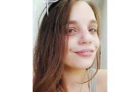 Danielle Gros's Instagram, Twitter & Facebook