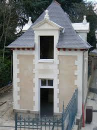Economique, naturelle, et très efficace, elle ne possède que des qualités. Enduits A La Chaux Rennes Ravalement A L Ancienne Ravaleur Taloche Chanvre Mortier Renovation Patrimoine