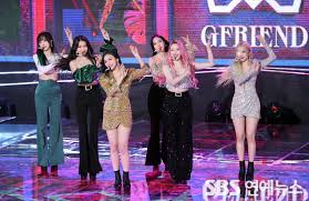여자친구, 데뷔 6년만 해체 갑작스런 소식에 팬 배려 없었다 목소리도 쏘스뮤직, 새 걸그룹 론칭설도 솔솔. ì—¬ìžì¹œêµ¬ í•˜ë£¨ì•„ì¹¨ ë‚ ë²¼ë½ì²˜ëŸ¼ ì‚¬ì‹¤ìƒ í•´ì²´ ìˆ˜ìˆœ ë°Ÿë‚˜ Sbs ë‰´ìŠ¤