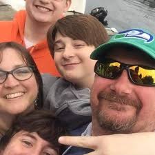 Fundraiser for Tim Thomasson by Sue Baker : Helping Jeannie Glenn's family!