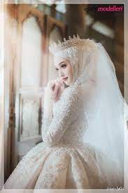 Her zevke hitap eden tesettür elbise modelleri sefamerve'de. Pin Von Yasmin Badr Auf Ø¹Ø±ÙˆØ³ØªÙŠ In 2020 Muslimische Brautkleider Hijab Hochzeitskleider Hochzeitskleid