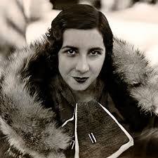 Carmen Toscano's Instagram, Twitter & Facebook