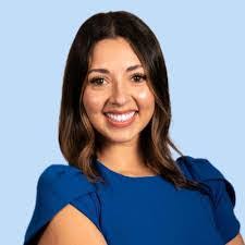 Shannon Huard's Instagram, Twitter & Facebook