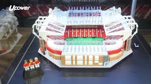 The company's flagship product, lego, consists of variously coloured interlocking plastic bricks accompanying an array of gears, figurines called minifigures. 3898å¡Šlegoç Œå‡ºå¤¢åŠ‡é™¢é¦–æ‰¹è³¼å…¥é€70å¹´ä»£æ›¼è¯ä¸‰åŠä¿ figure Youtube
