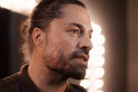 Watch: Two Truths & A Lie With Hair Stylist Leigh Keepa