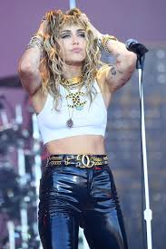 Stream tracks and playlists from miley cyrus on your desktop or mobile device. Miley Cyrus Starportrat News Bilder Gala De