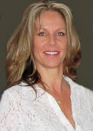 Peggy Phillips's Instagram, Twitter & Facebook